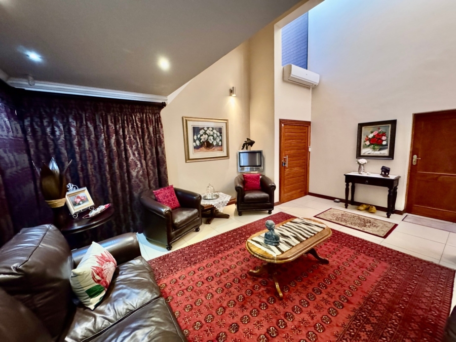 3 Bedroom Property for Sale in Van Der Hoff Park North West